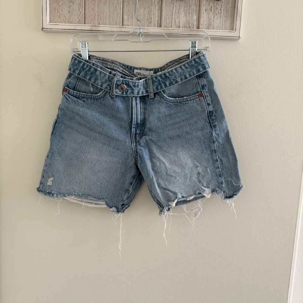 Zara Blue Jean Shorts with Relaxed Fit